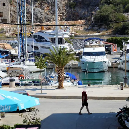 In Mit Parkplatz- Schoene Aussicht By Interhome Marina