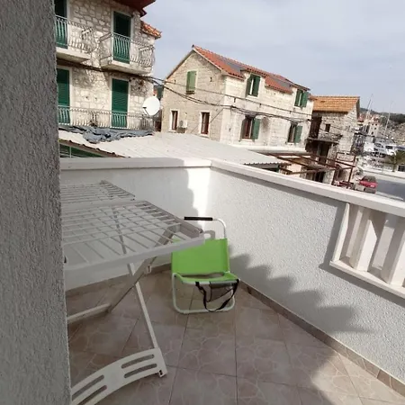 In Mit Parkplatz- Schoene Aussicht By Interhome *
