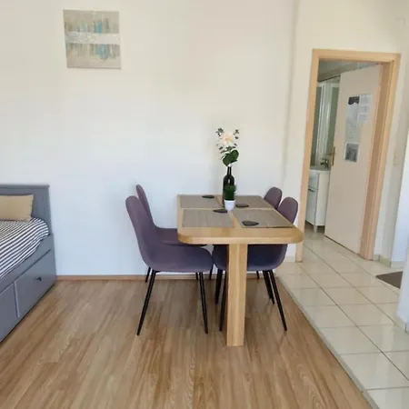 Διαμέρισμα In Mit Parkplatz- Schoene Aussicht By Interhome Marina