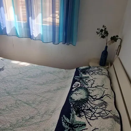 Διαμέρισμα In Mit Parkplatz- Schoene Aussicht By Interhome *