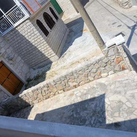 In Mit Parkplatz- Schoene Aussicht By Interhome Διαμέρισμα *