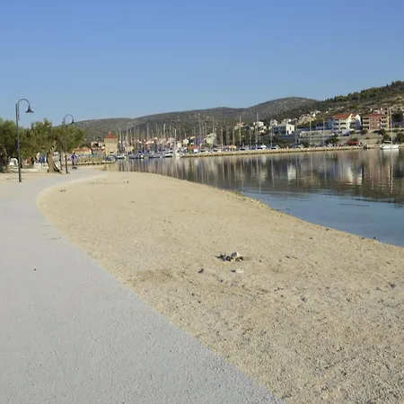 In Mit Parkplatz- Schoene Aussicht By Interhome Διαμέρισμα Marina